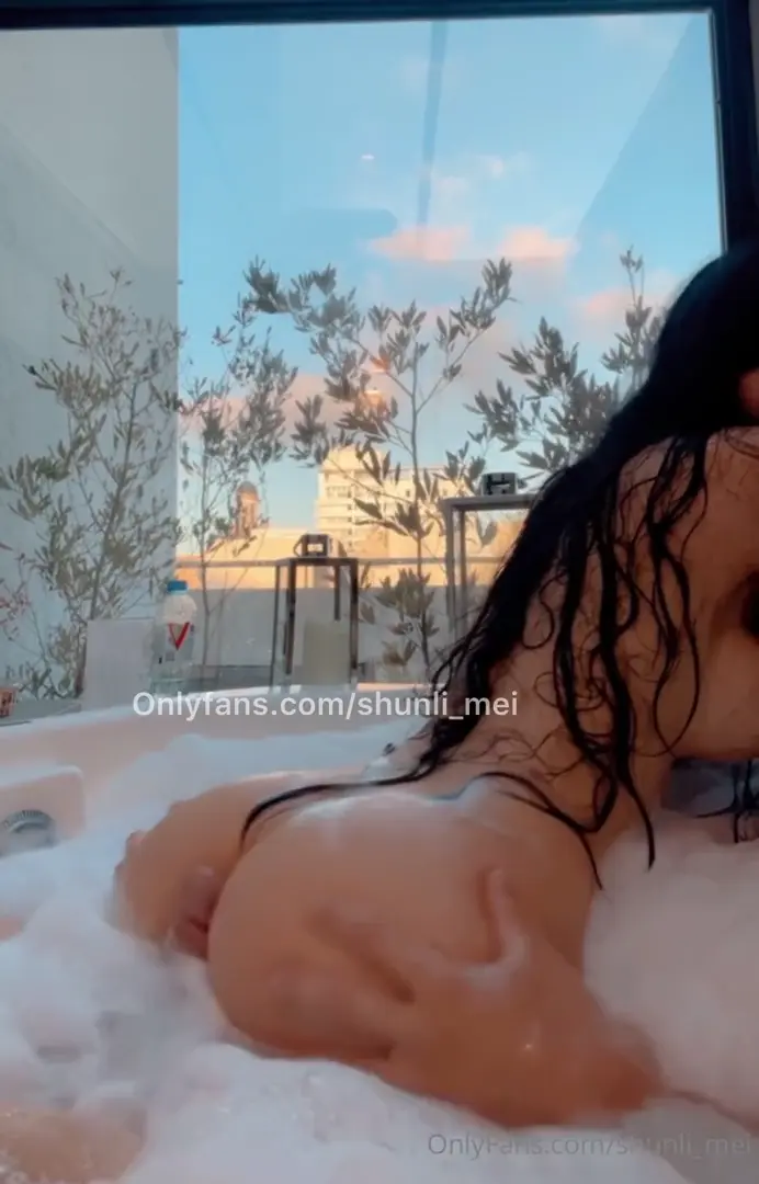 shunli__mei - Do you wanna play with it 🥰