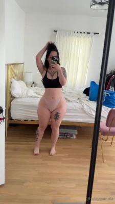haleyquinnla - Do you need a check up? Trust me I'm a professional 😏💞