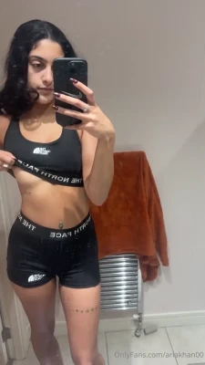 ariakhan00 - Just an update messages are still being glitchy for me! I’m gonna
