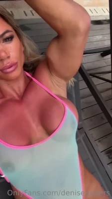 deniseanders - traveling is making me really lonely lately :/ cheer me up?
