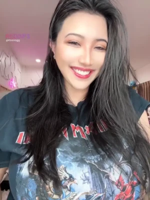 aboobies - What are u doing now? I am waiting for you, let’s video chat? O que