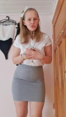 polarainbow - I am thinking I need to be fucked against this wall 😮