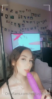 taylerhillss - Ooops the pixie got tangled up and stuck😅
