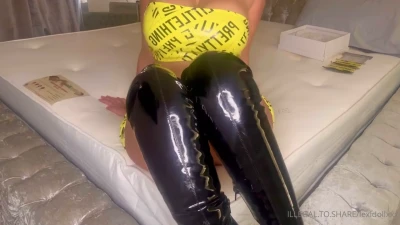 lissaaires - Pussy spreading for you 👅💦