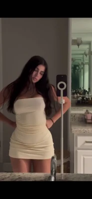 noelleemily - Hope you are staying warm. I know I could use some body heat