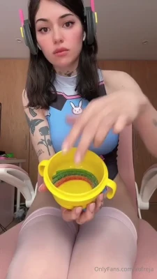 xofreja2 - Love being fucked in doggy and getting a dripping creampie 🥵