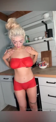 barbiegirljackie - In the break room this time