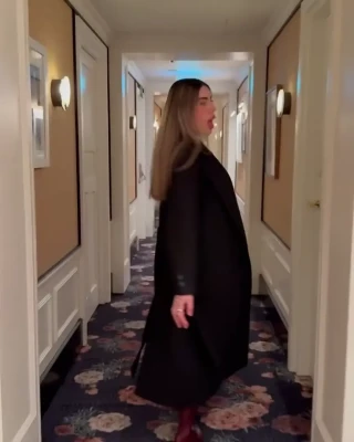 paufrancoficial - 🍑 ASStrology For Your Sex Life 🌌  Creative Cumming For Leo! 💦