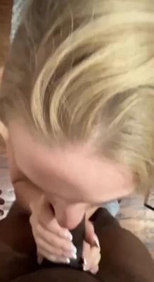 itsnikibabe - Going Commando. Tip me $5 and I will send you the pull down legs open part 1
