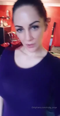 lady_onyx - lemme spread these cheeks for u