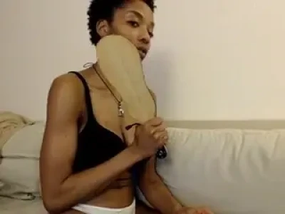frankiiy_ - I hope the hot pink caught your attention!