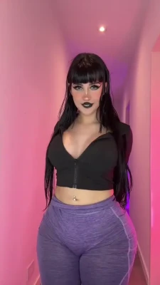 demon_mika - A little booty treat!😍