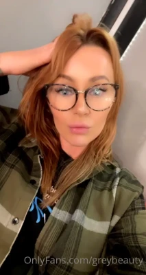 greybeauty - good booty