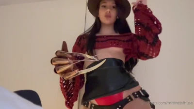 mistresslhushclips - Studies show the bigger a maid's butt is, the better they are at