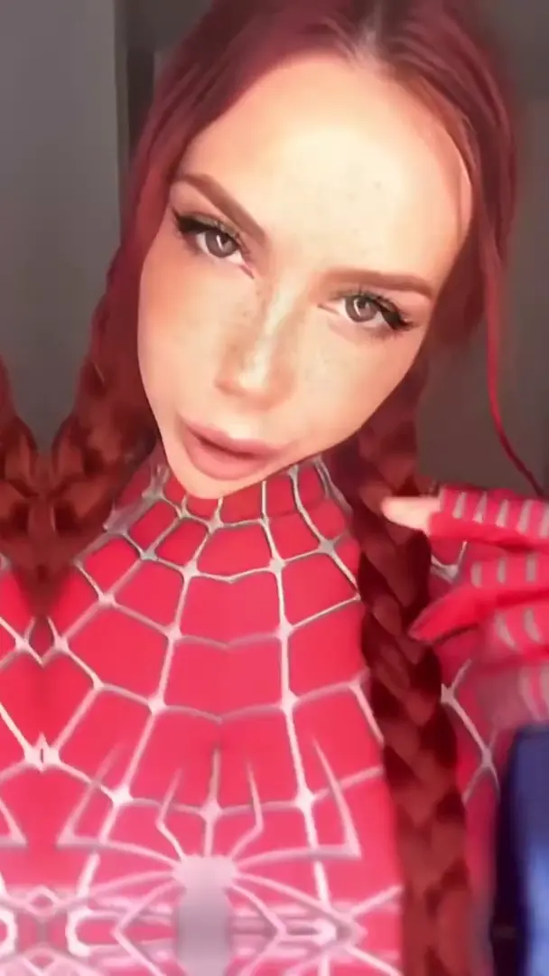 lucyl3in - Wyd after you see me in this slutty outfit?