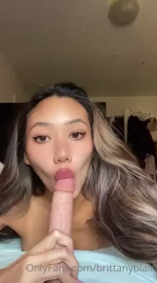 brittanyblair - christmas isn't the only thing cumming 😌