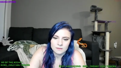 asiri_ocean_free - Fun fact: I can suck my own toes while I lay on my tummy ... wanna
