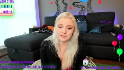 asiri_ocean_free - This is why men love when they get a face full of tits!! Mmm!! 😈