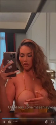ashleyveeip - There are a lot of pics here...and I couldn't decide which was the