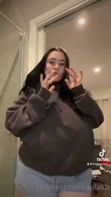 arifaith - Cold on the outside definitely warm on the inside 😏💦