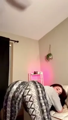doseofrose - imagine if your dick was in between my tits ;)