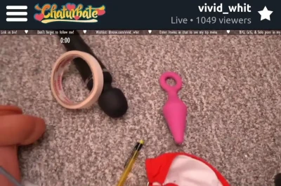 vivid_whit - t i d d i e s