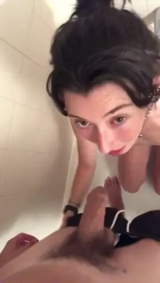 lil_ann3frank - Hands down my favorite pic set but its probably because its with one