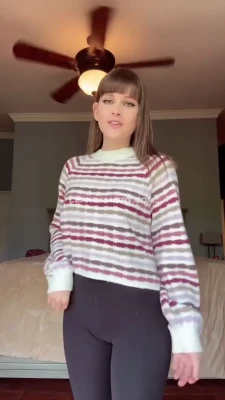 haesicks - Cute shoes, cute feet, big boobs and long legs! Oh and I'm rather