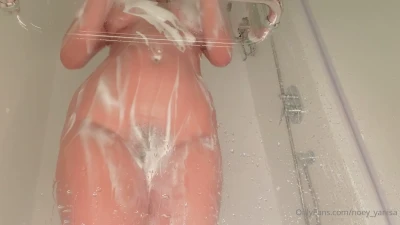 noey_yanisa - Excuse me but you dropped this 👑 Fridaddy John !!   John reigns part 1