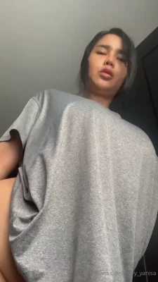 noey_yanisa - Rubbing my soft girl cock with their hand 🖐 🍆
