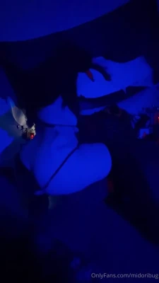 midoribug - BIG OILY TITTIES 🥵💦 Massaging our big and soft titties with