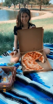 cloconut - imagine if your dick was in between my tits ;)