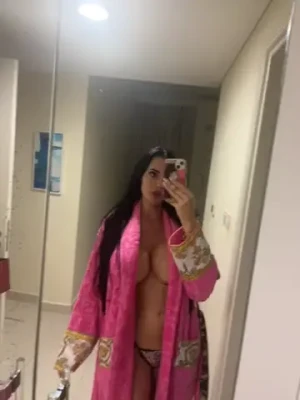 yvonne_bar - ✨ gf says gm ✨