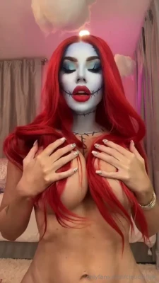 claudiafijal - oiled up and ready to breed you with 😈 part 1