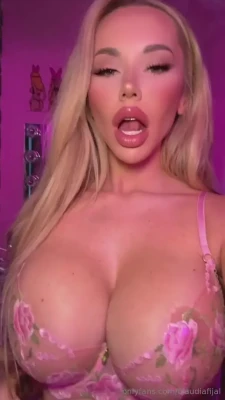 claudiafijal - Are you going to make be beg for it 💦