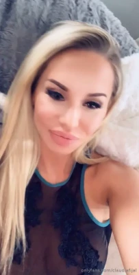 claudiafijal - Sending out a bunch of goodies to you guys today! By the way,