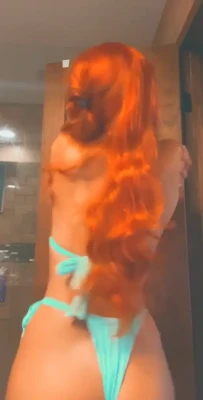 michelleyroo - In the mood to rate some cocks hehe