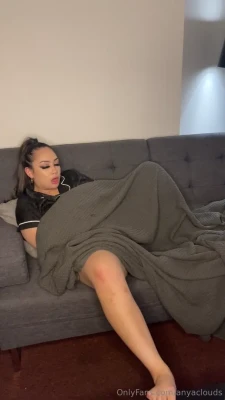 kentuckyfriedclouds - christmas isn't the only thing cumming 😌