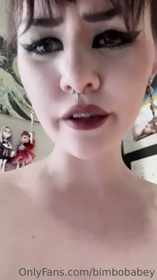 bimbobabey - Who else can suck their own nipples? 👅💦🤤💋❤️
