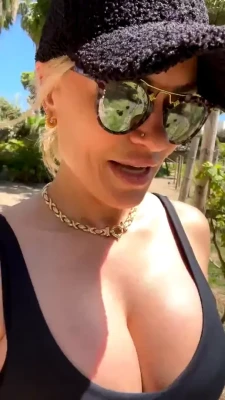 alliseasydney - Waiting patiently for a Big Black Cock....