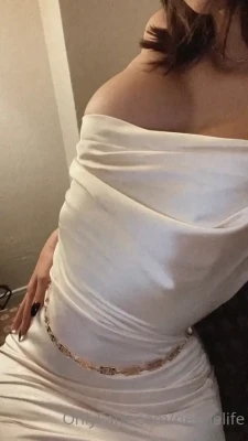 nessielife - 3. Because they give me so many ways to tease you…by just moving my