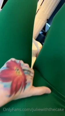 juliewiththecake - I think I accidentally flashed my neighbor and a few others trying to
