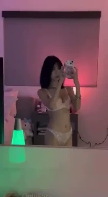 pamibaby - What s your favorite polish color   cute  sexytoes  sparkle  toes 