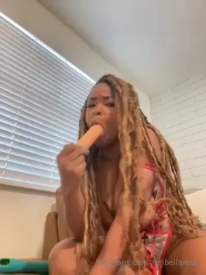 zuribellarose - On top