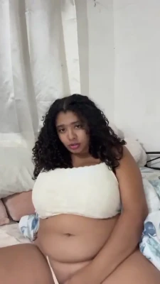 karlamelito - Booty pic 🐥🍑📸🔥