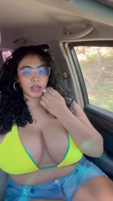 karlamelito - Are you into 🍑 or 🍆 more? Lucky for you, you don’t have to