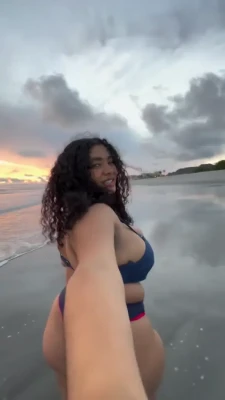 karlamelito - oopsie 🤤🤤🖤