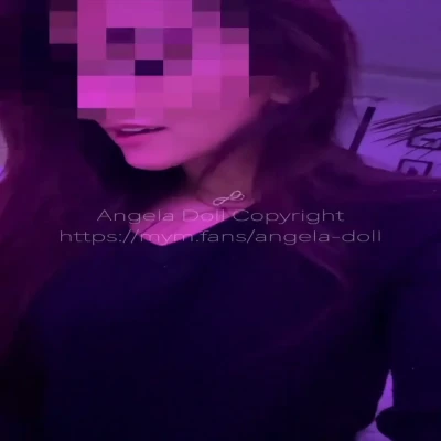 angela5 - Do these pantyhose make my 🍑 look fat? 🤤