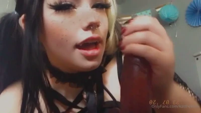katthekunt - Going live tomorrow night for renew on subs ! 8pm mountain time
