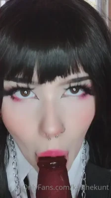 katthekunt - Horny Housewife 3 Pics